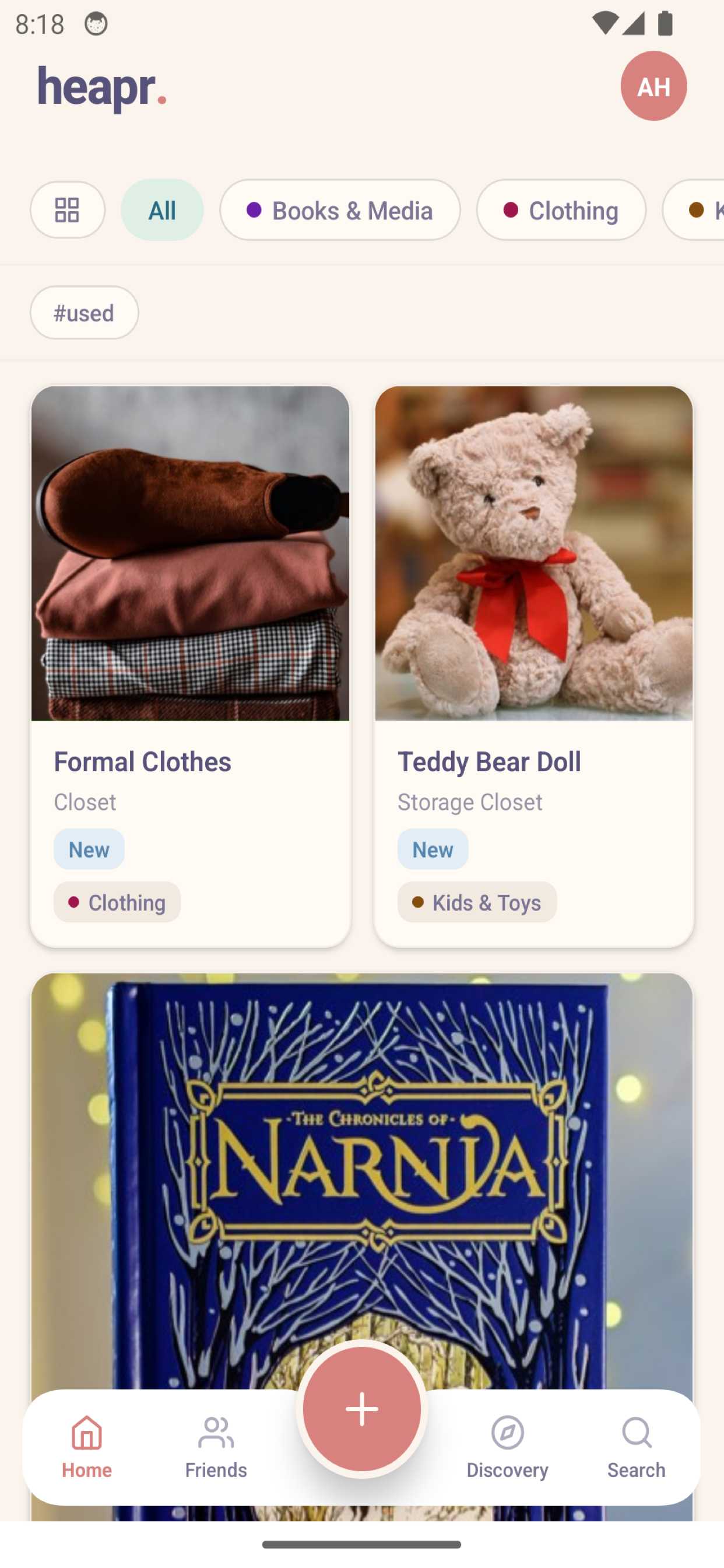 Heapr home screen — grid view of your items with categories and tags